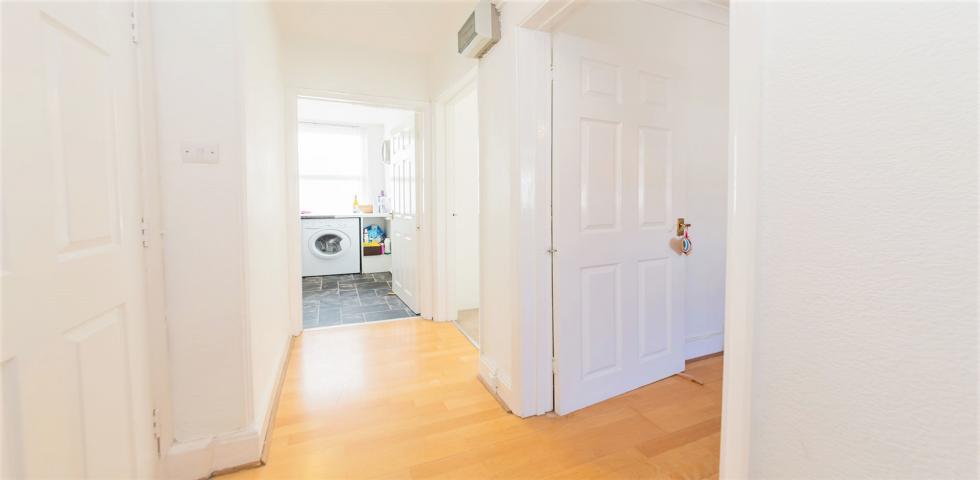 			LET, 1 Bedroom, 1 bath, 1 reception Flat			 Hemstal Road, WEST HAMPSTEAD